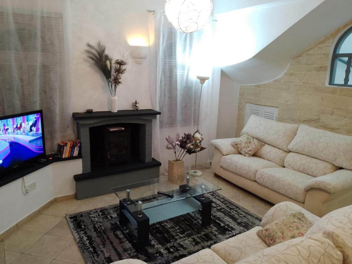 Villa Chrysanthemum نيو تشوريو المظهر الخارجي الصورة