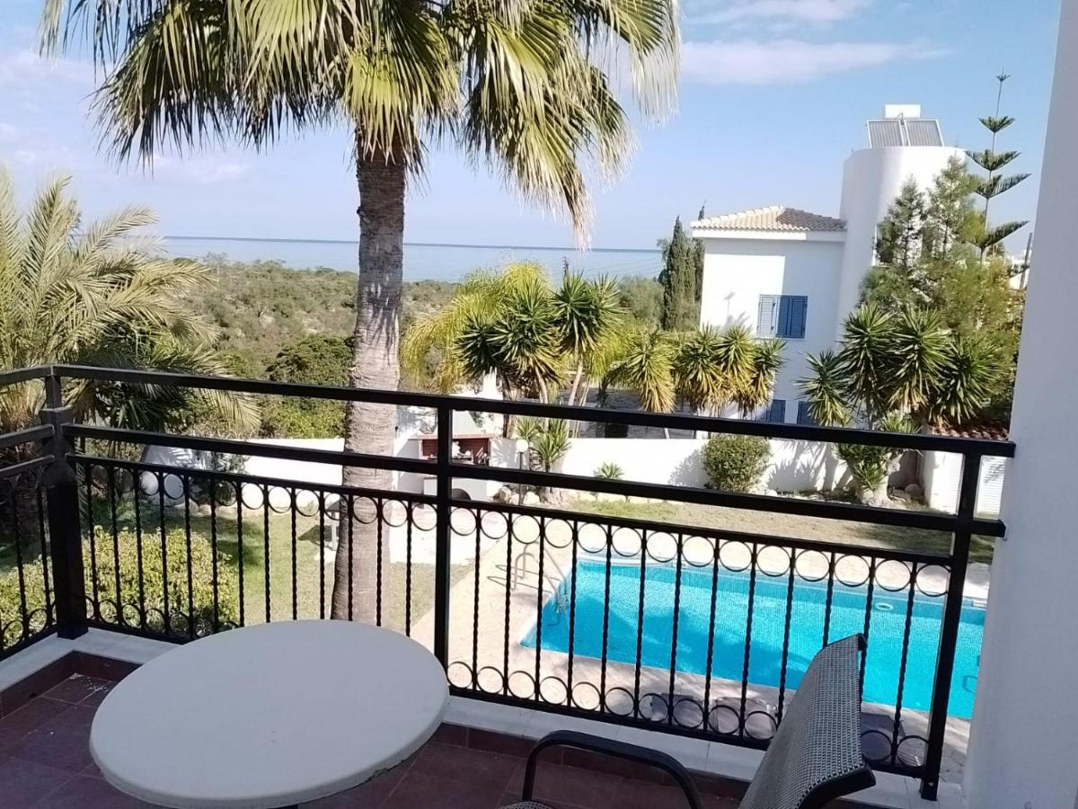 Villa Chrysanthemum نيو تشوريو المظهر الخارجي الصورة