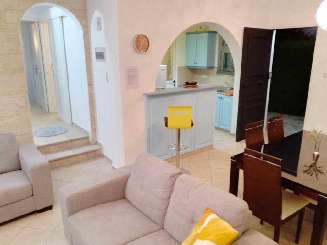 Villa Chrysanthemum نيو تشوريو المظهر الخارجي الصورة