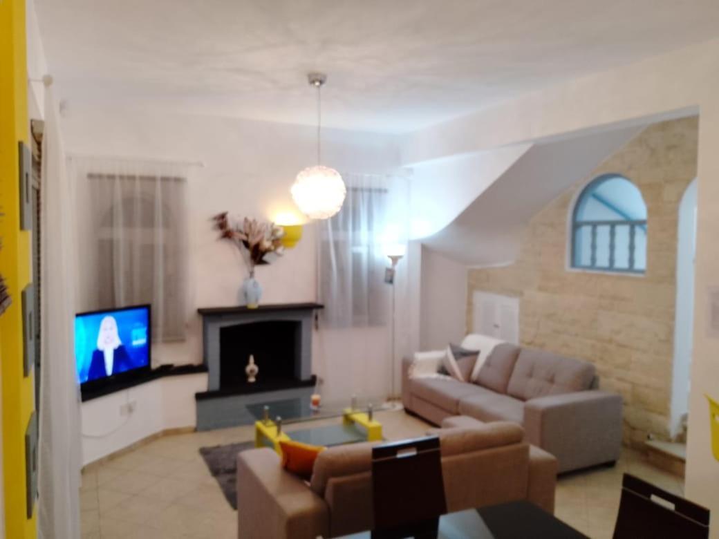 Villa Chrysanthemum نيو تشوريو المظهر الخارجي الصورة