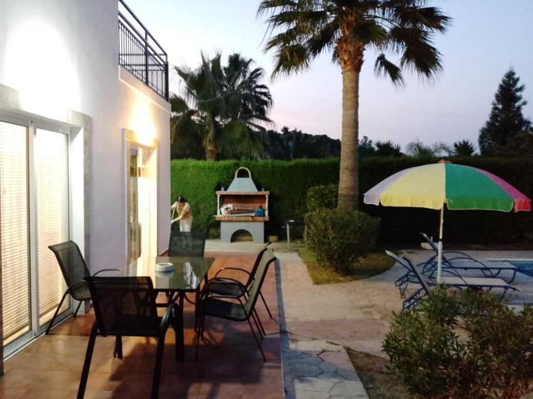Villa Chrysanthemum نيو تشوريو المظهر الخارجي الصورة