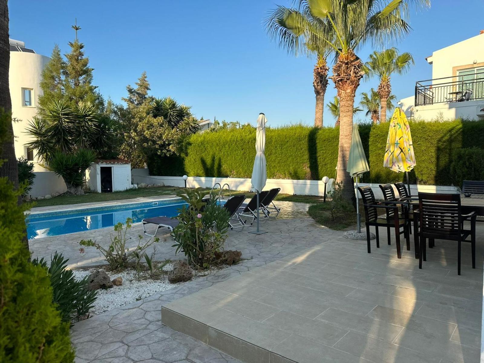 Villa Chrysanthemum نيو تشوريو المظهر الخارجي الصورة